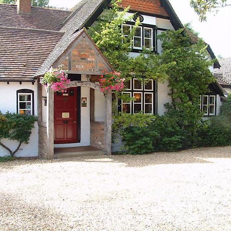 West Lodge Hotel Aylesbury  Exterior foto